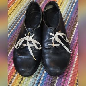 Dansko Leather Oxfords with White Laces